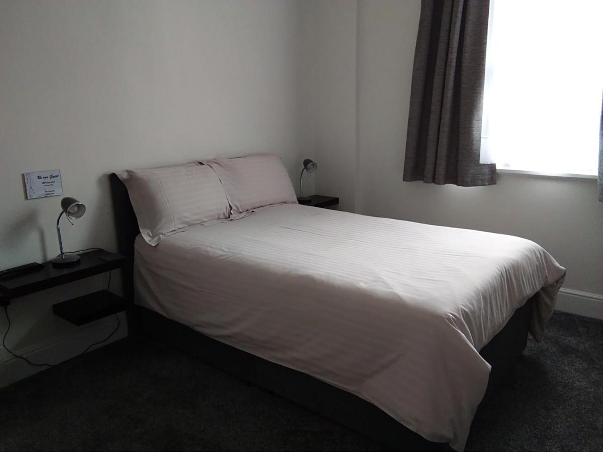 Comfort Guest House Лестър Екстериор снимка